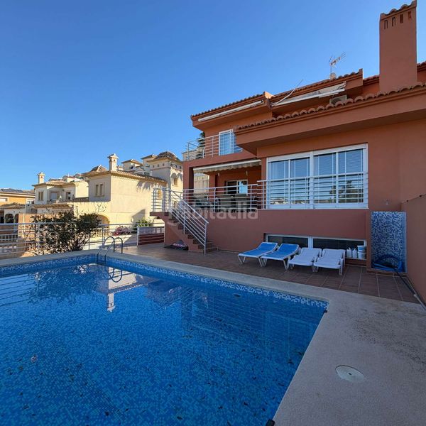 Foto 6d39f75f-9b88-4154-9e98-05c87aec1027. Casa amb aparcament piscina a Marisol Park - Ortembach - Los Almendros Calp