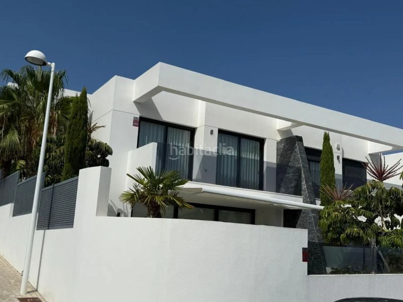 Foto 5e54abb0-2933-4c44-bf09-d77d76670587. Casa adossada amb aparcament piscina a Manzanera-Tosal Calp