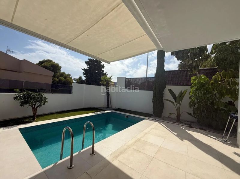 Foto 72b0d554-0ca1-4697-9577-1cf2800e9cc2. Casa adossada amb aparcament piscina a Manzanera-Tosal Calp