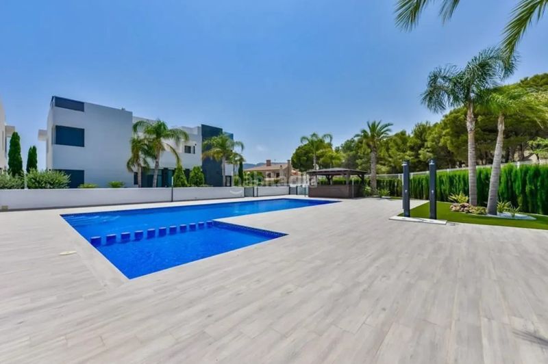 Foto f7b1059b-9912-437b-b038-b64b73a3feab. Casa adossada amb aparcament piscina a Manzanera-Tosal Calp