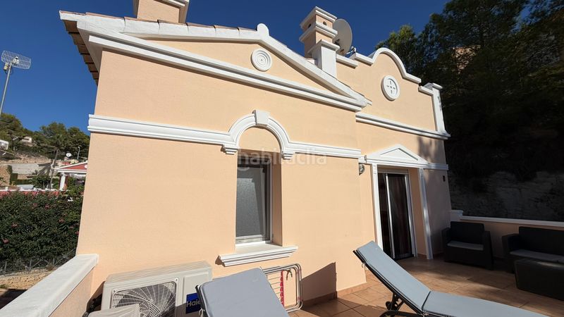 Foto 53fc13d4-0541-47da-a6ea-17d7ae4f8f0c. Casa amb calefacció aparcament piscina a Cometa Calp