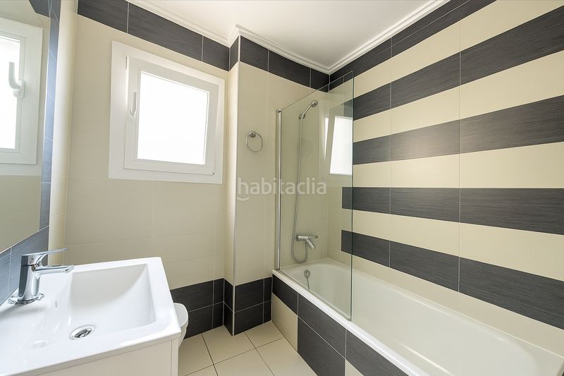 Foto 5d359715-92d6-4f13-b826-f3e9d1fe0d85. Apartment with parking in Teulada