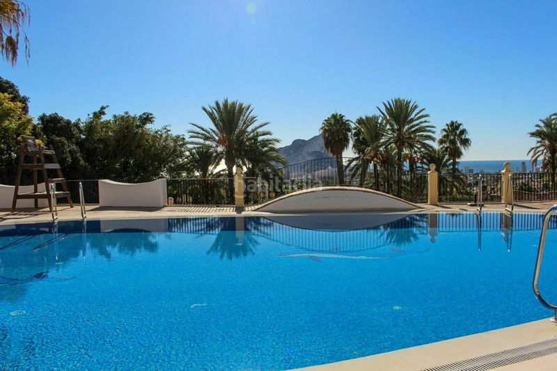 Foto 4a682c88-6ca1-47a7-913e-ca5fa77b4b3a. Apartament amb aparcament piscina a Cometa Calp
