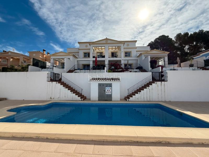 Foto b4a6645f-84b0-4085-8752-efdd95945918. Reihenhaus mit parking pool in La Empedrola Calp