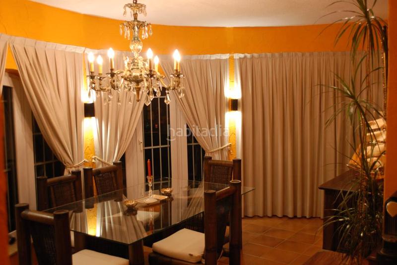 Foto 587d65b4-62a9-46dd-b33d-2aedef3a2e98. Chalet avec parking piscine dans Maryvilla Calp