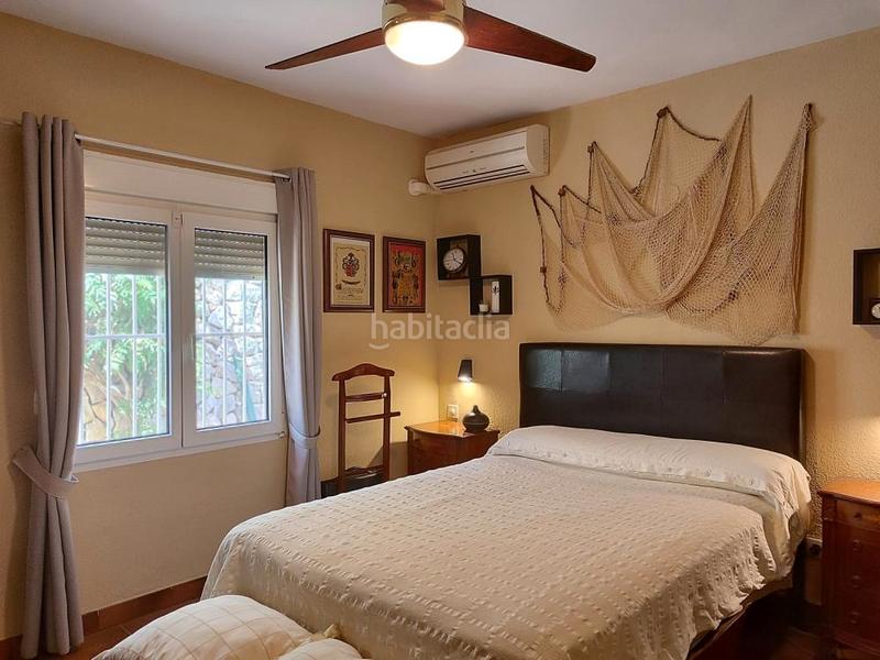 Foto b505d6bc-93fd-4595-97a7-6ea3eb260830. Chalet avec parking piscine dans Maryvilla Calp