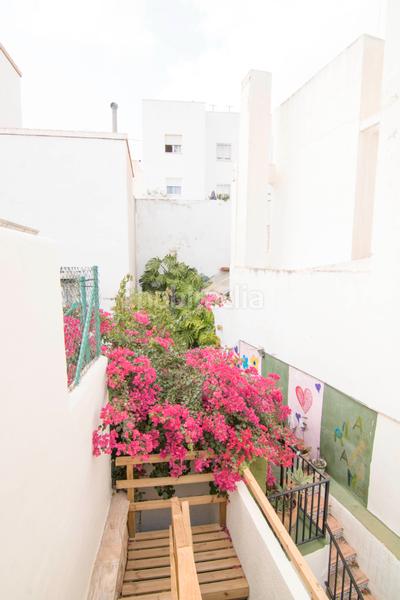 Foto 76714f4a-d656-48e3-b7a2-2bff3d869b39. Casa adossada a Pueblo Calp