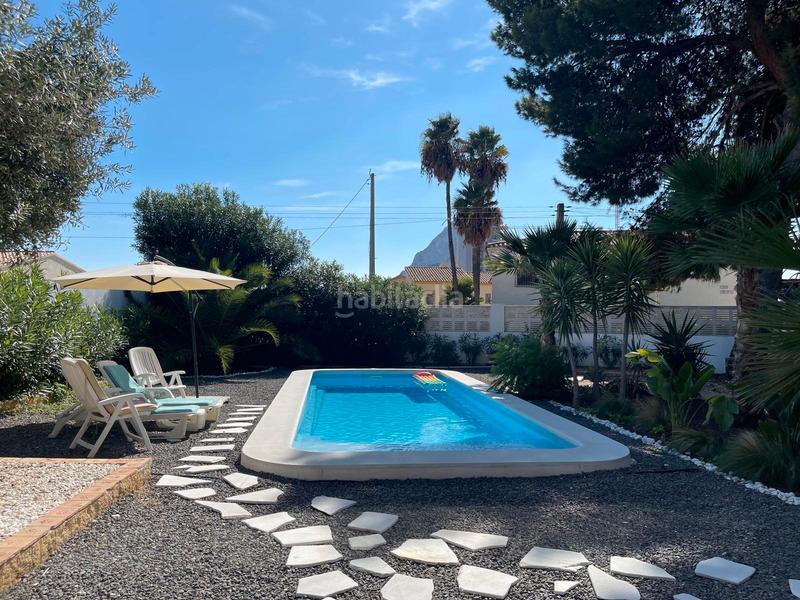 Foto 5104080c-be37-47de-833a-684a58fd33dc. Xalet amb xemeneia aparcament piscina a Marisol Park - Ortembach - Los Almendros Calp