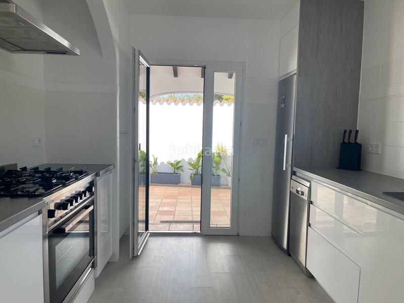 Foto 88c16d9b-203c-49f0-81eb-d00b4eb6cc4d. Xalet amb xemeneia aparcament piscina a Marisol Park - Ortembach - Los Almendros Calp