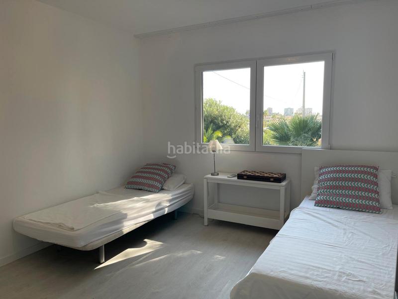 Foto 8e673ffb-0498-4386-ac9f-a5fc66c63822. Xalet amb xemeneia aparcament piscina a Marisol Park - Ortembach - Los Almendros Calp