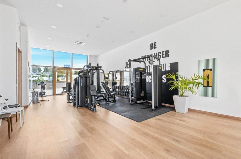 Foto 6f18766d-4787-4020-b8c5-31ab35fae3fa. Appartement mit parking pool in Playa Poniente Benidorm