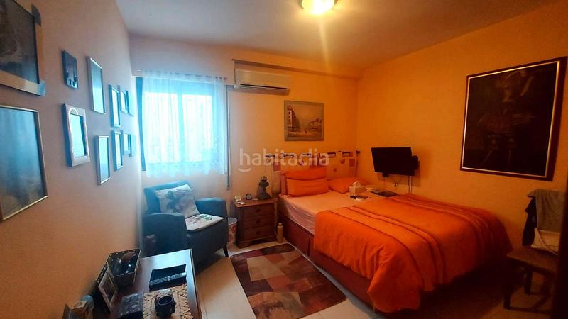 Foto 5fd9bcbb-b93c-4079-aeeb-aaaa7ff6106a. Apartamento amplio apartamento cerca de todos los servicios. en Calp