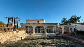 Chalet en N/a. Casa con gran potencial en terrasala, calpe – ideal para reforma