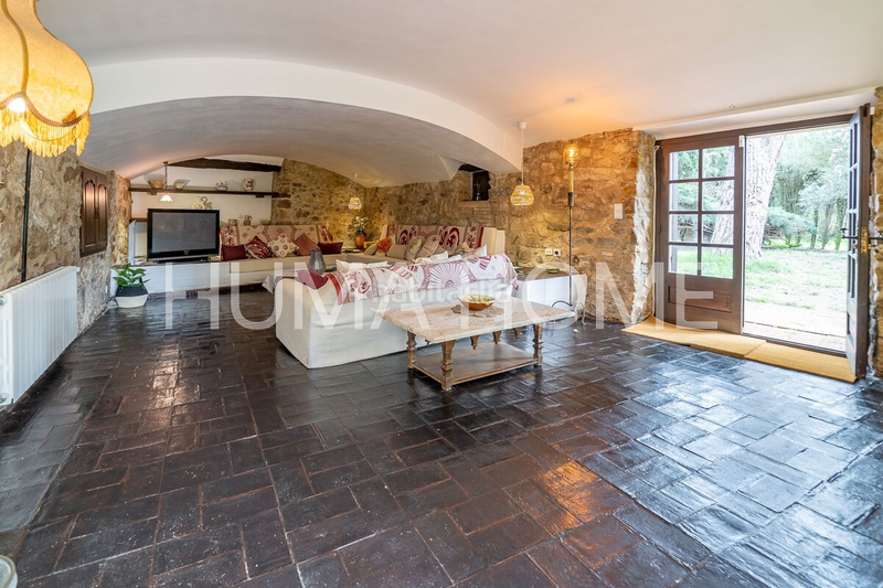 Foto 08a97d06-2100-4bbb-8161-7e7c1f5e6b64. Bauernhof mit heizung pool in Llagostera