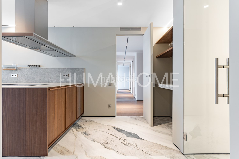 Foto c91b7896-6d5d-4235-a6a3-af1d38d757e8. Appartamento con riscaldamento in Pedralbes Barcelona