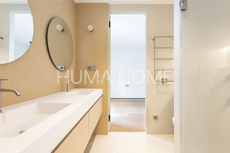 Foto f7b6a517-489a-405f-a6fd-71708f581105. Appartamento con riscaldamento in Pedralbes Barcelona