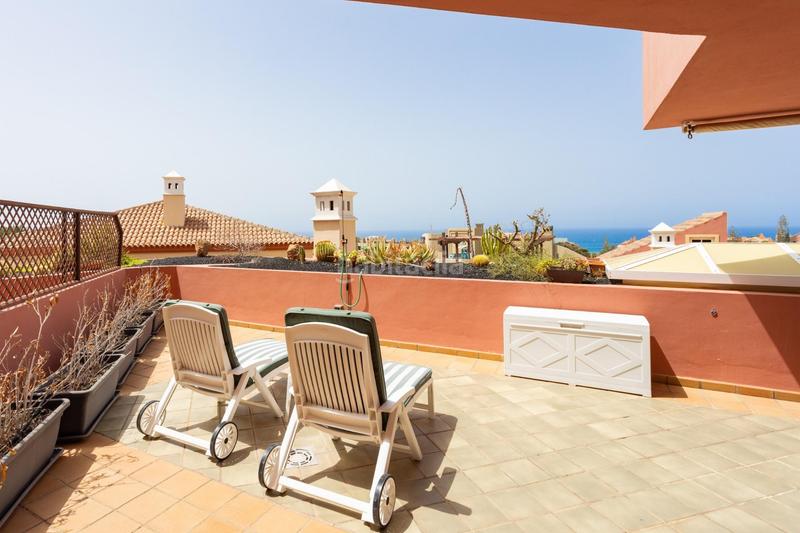 Foto 52f5518e-8f09-42a7-99b9-8bc80291bbcb. Apartamento en avenida av. de bruselas vivir cómodamente con vistas al mar en Adeje
