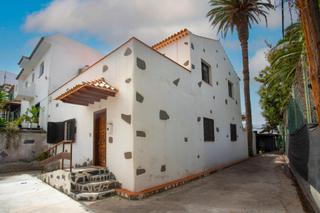 Casa pareada en Sauzal (El). Casa pareada independiente con fabulosa barbacoa