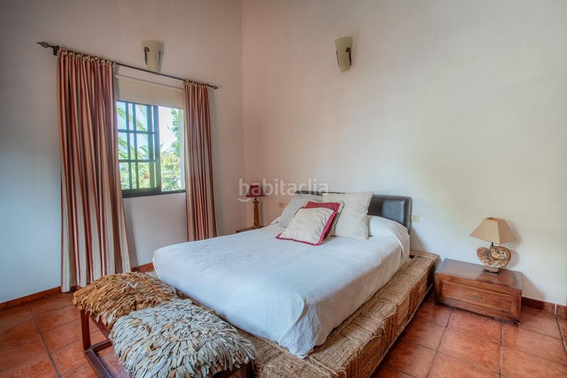 Foto 15037a67-5b41-40a6-87eb-61a3c3a2e7aa. Casa aparellada amb aparcament a Sauzal (El)