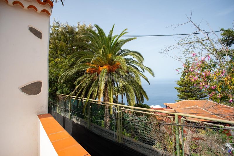 Foto ab5df396-2939-47ff-a6b8-87ab4e7afae2. Casa aparellada amb aparcament a Sauzal (El)