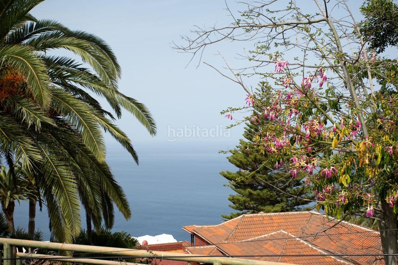 Foto b849d9d0-99ac-4982-aa34-a3fe33dde9f0. Casa aparellada amb aparcament a Sauzal (El)