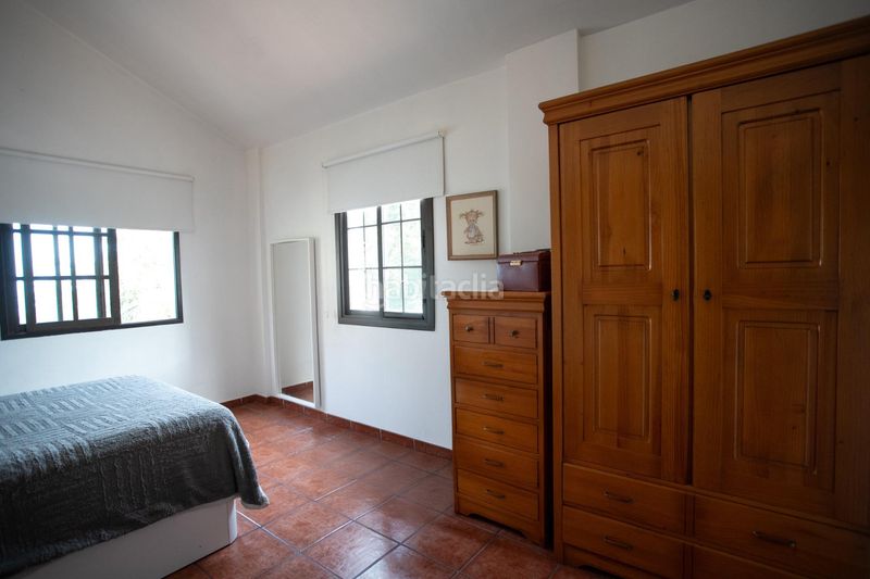 Foto e5f5d543-e660-4b69-95b3-255e054573ad. Casa aparellada amb aparcament a Sauzal (El)