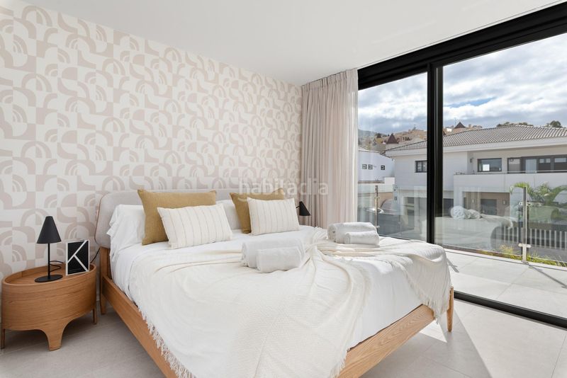 Foto 5d4652ae-c828-432b-b675-1179b31377bc. Casa aparellada amb aparcament piscina a La Quinta Santa Úrsula