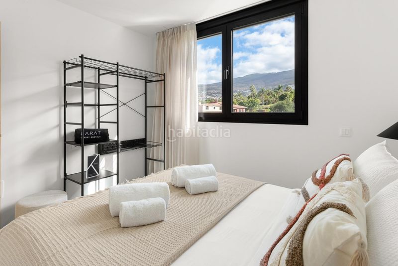 Foto 7e36d037-5d3c-4d14-9b5a-1ae9b99faea0. Casa aparellada amb aparcament piscina a La Quinta Santa Úrsula