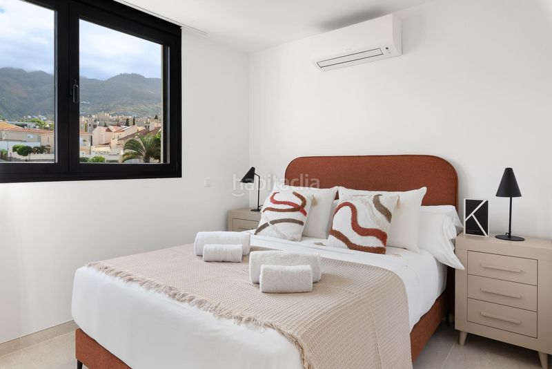 Foto 83d0e4b2-e991-4c4e-bd6f-4eda583c6f44. Casa aparellada amb aparcament piscina a La Quinta Santa Úrsula