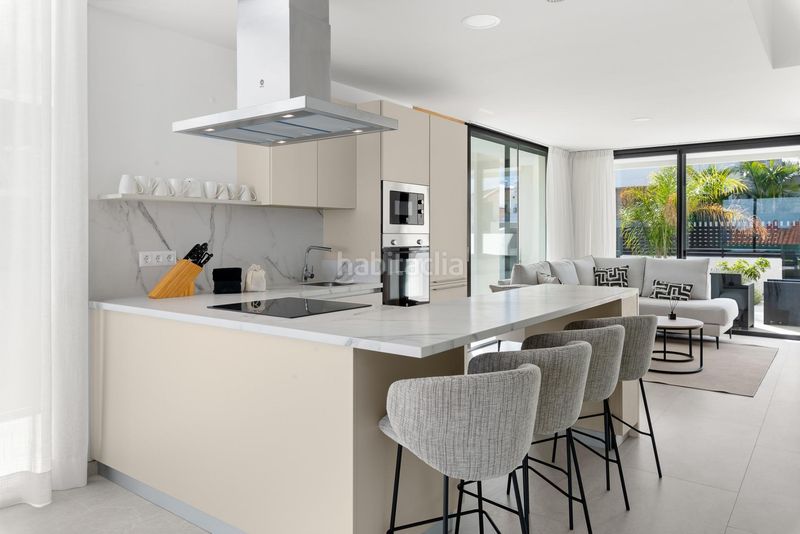 Foto d93063ab-2536-4274-84cf-4eaff72691d1. Casa aparellada amb aparcament piscina a La Quinta Santa Úrsula