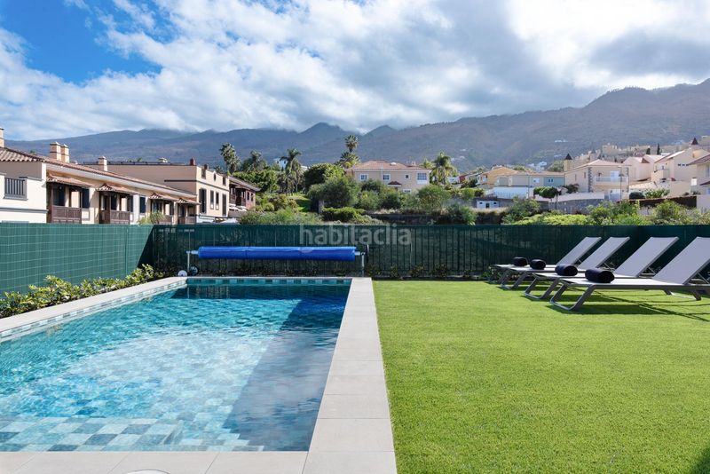 Foto fbd49be8-5cfb-4059-ab65-c0760bfb90c7. Casa aparellada amb aparcament piscina a La Quinta Santa Úrsula
