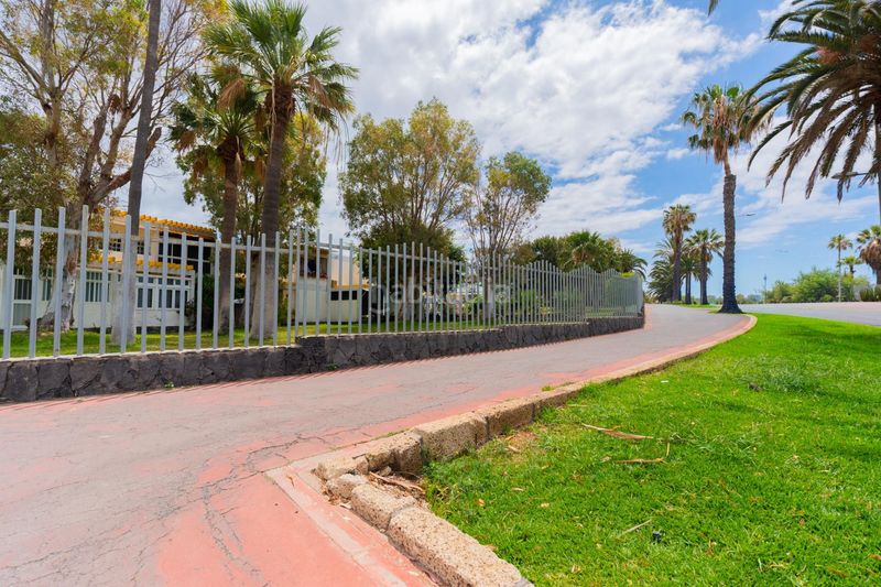 Foto 12f41a9e-7ec6-443b-a3b3-4759bafe350a. Apartament a calle hercules 4 a Costa del Silencio Arona