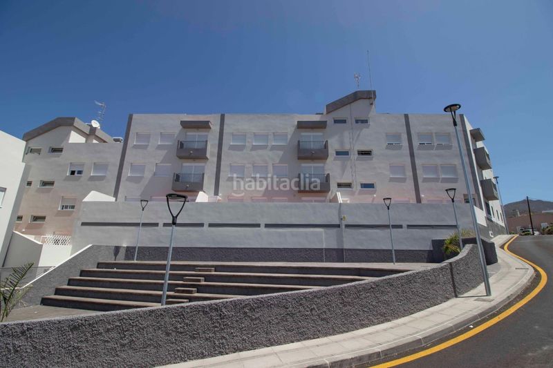 Foto c2a780f4-fa99-45de-9ea8-08b1558c77f2. Pis amb aparcament a Buzanada Arona