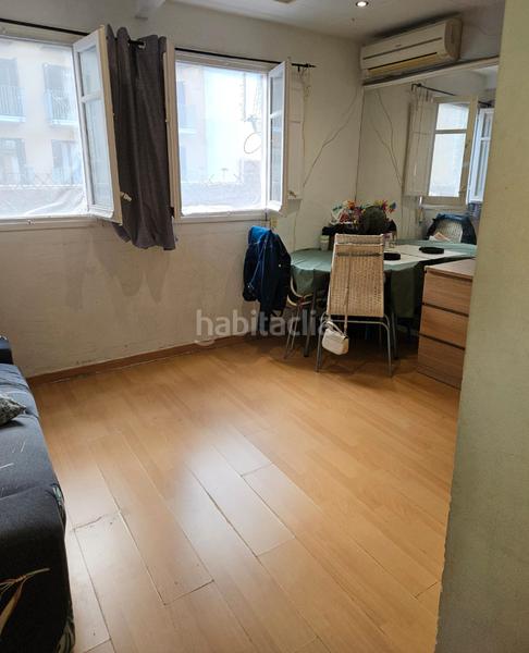 Foto 8d2185d6-5045-4ad0-95e6-9dd37f4544f6. Etagenwohnung in Raval Barcelona