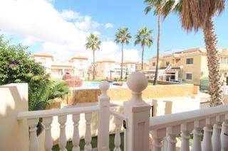 Location Maison jumelée à Calle estragón 3. Se alquila duplex 3 dormitorios por temporada