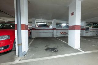 Aparcament cotxe  Calle algaba. Plazas de garaje en san isidro, carabanchel  disponibles varias