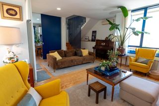 Xalet  Calle basilio de prado. Chalet independiente con dos viviendas, piscina y terraza panor�