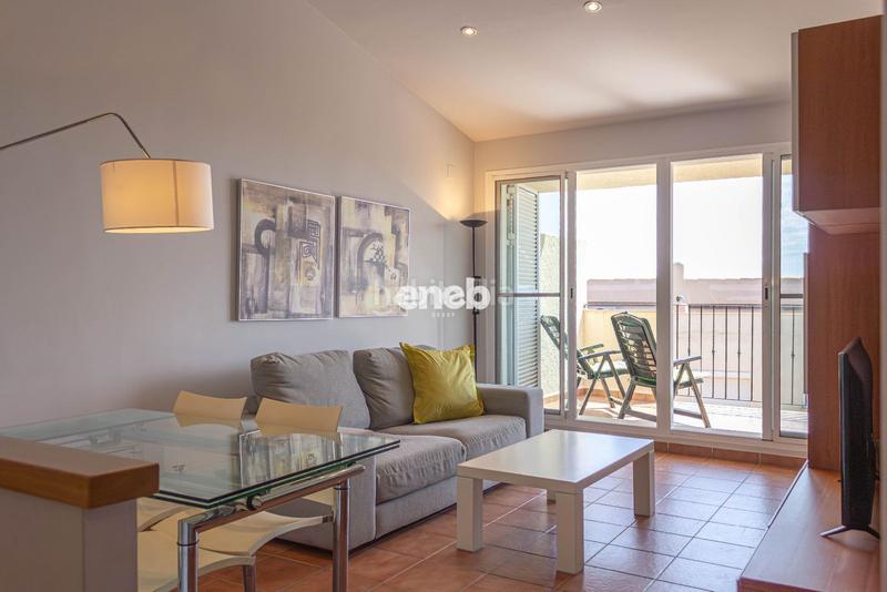 Foto 485f3204-04e4-4406-977e-4e3a81ab572c. Casa adossada amb calefacció aparcament piscina a Peñíscola