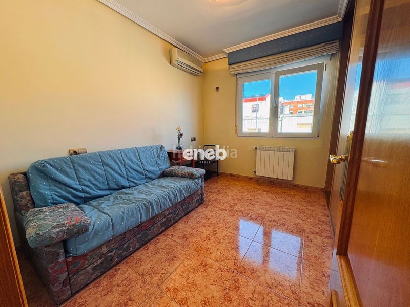 Foto b22bd1ea-0516-4875-9b8b-e4af1d95d4ba. Casa adossada amb calefacció aparcament a Papa Luna - Platja del Gurugú Benicarló