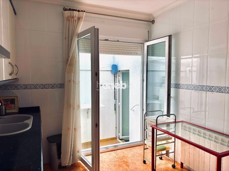 Foto f5922520-5b2e-42ea-b72c-61508f19a01d. Casa adossada amb calefacció aparcament a Papa Luna - Platja del Gurugú Benicarló