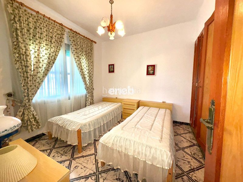 Foto ae2f3c13-d9d5-4ee8-a082-c4da5abc779b. Casa amb aparcament a Papa Luna - Platja del Gurugú Benicarló
