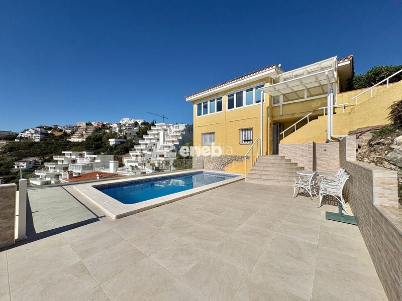 Foto 55de47a9-fe42-42fa-bb3c-e51510cbaf49. Xalet amb calefacció piscina a Las Atalayas-Urmi-Cerro Mar Peñíscola
