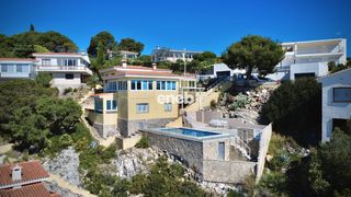 Chalet  Romania. Chalet con vistas al mar y piscina privada
