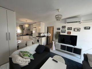 Pis  San telm. Piso reformado con 3 habitaciones, balcón y plaza de parking en