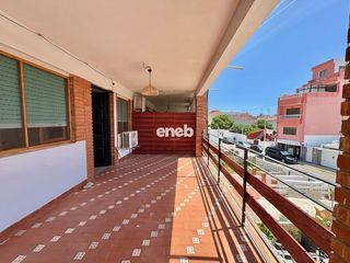 Appartamento  Valencia. Oportunidad para reformar en pleno centro de alcossebre, avenida