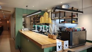 Traspàs Local Comercial a Congrés - Indians. Bar cafetería con terraza en traspaso en sant andreu, barcelona