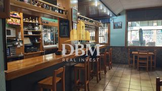 Traspàs Local Comercial  Carrer de la independència. Restaurante con 6 mesas de terraza en traspaso en calle de la in