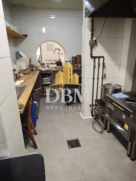 Foto e66e5fa2-e86e-438d-8822-b1ed2c3be9d2. Traspàs local comercial a Vila de Gràcia Barcelona
