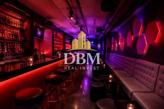Traspàs Local Comercial a Dreta de l´Eixample. Bar musical en traspaso en la dreta de l'eixample