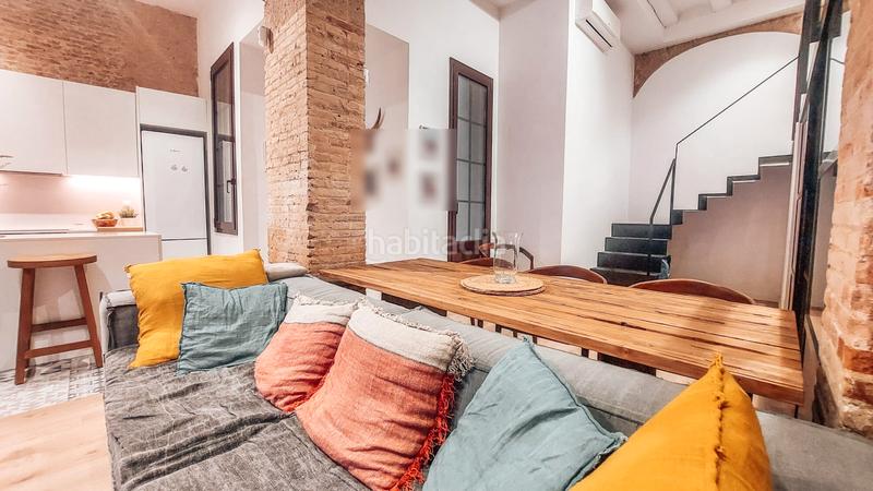 Foto 159e0b9f-afc7-4ec4-bf03-f06db1d02bc4. Oficina  dúplex en venta en ciutat vella, en Barcelona